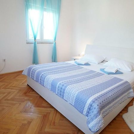 Apartment Ana Виньерац Экстерьер фото