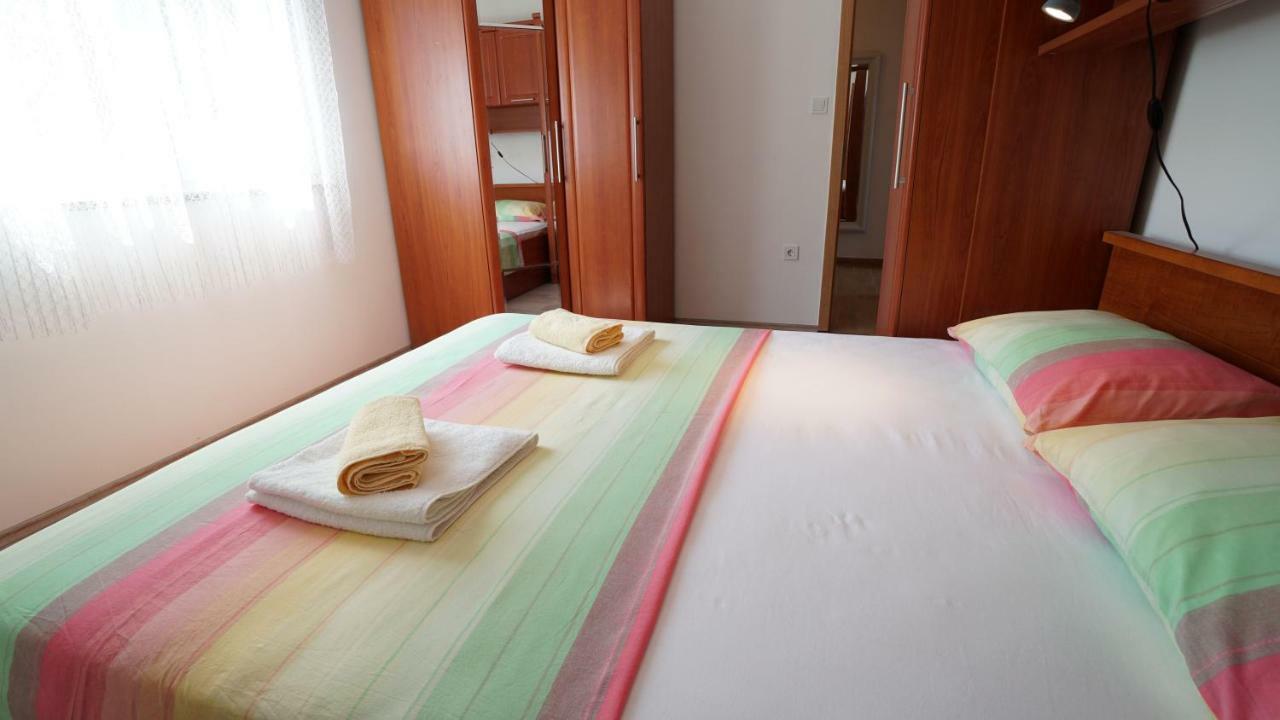 Apartment Ana Виньерац Экстерьер фото